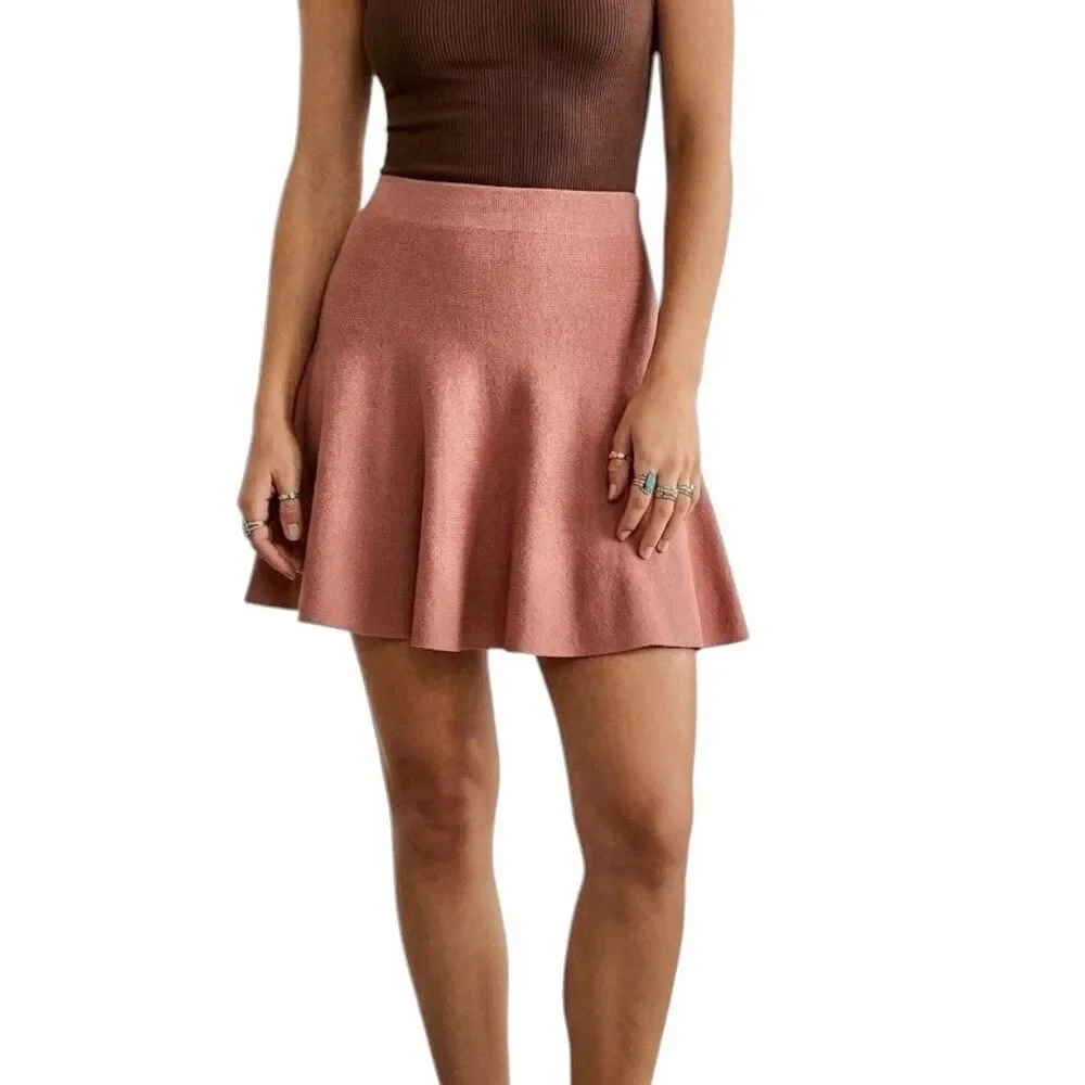 Express Skirt Sweater Sz Medium High Waisted Body Contour Mini Ruffle Coquette